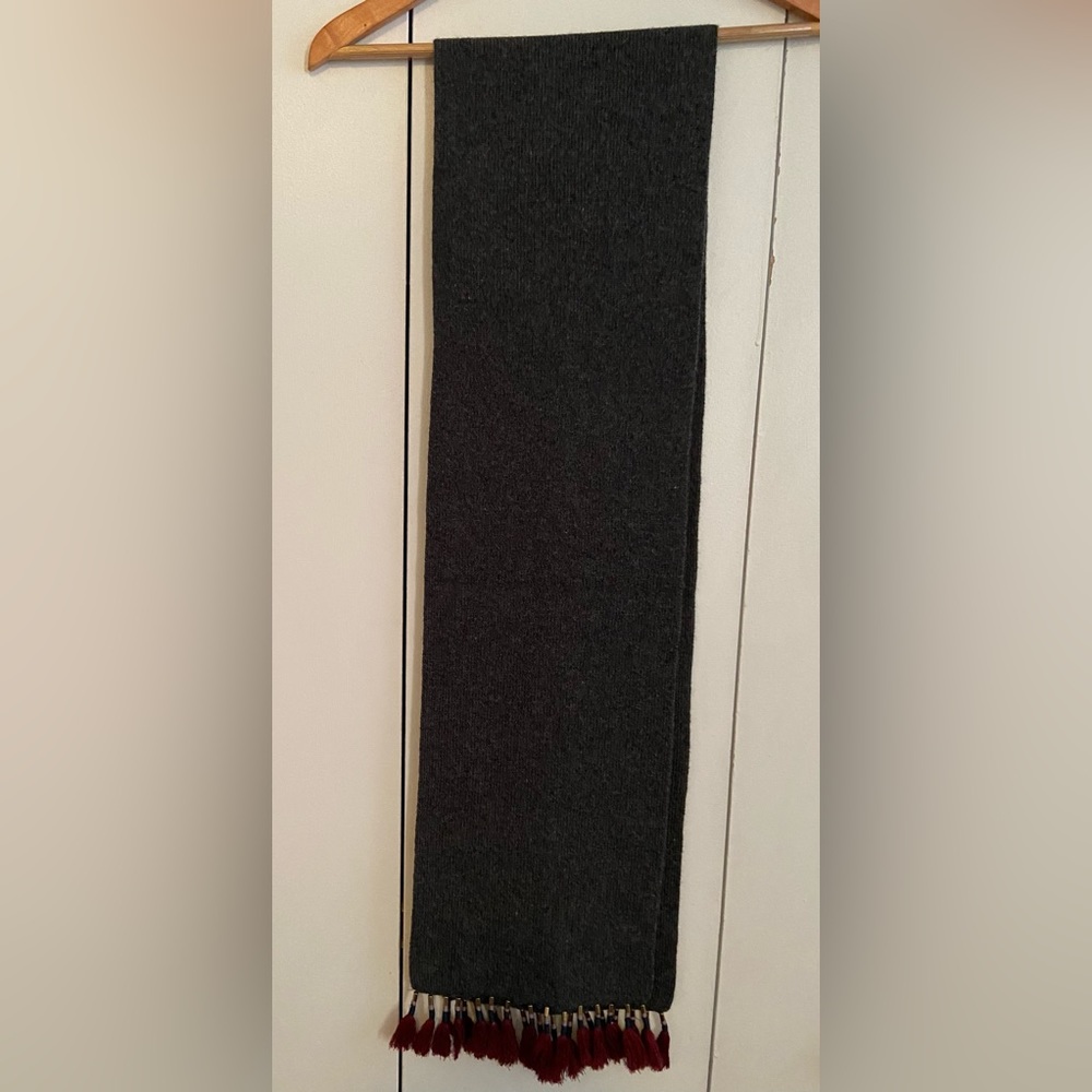 JCrew UK Scarf. NWT. 37% Viscose 25% Lambs wool 5% Cashmere.